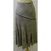 per una size 12 blackgrey skirt