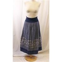 Per Una BNWT navy/white calf length skirt Per Una - Size: 14 - Blue - Knee length skirt