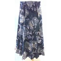 Per Una - Size: 10 - Multi-coloured - Calf length skirt