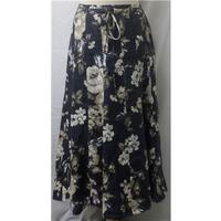 Per Una - Size: 12 - Multi-coloured - Calf length skirt