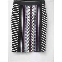 Per Una - Size: 10 - Black Printed Pencil skirt - BNWT