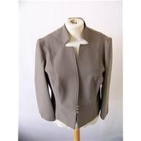 petite franaise size 1012 beige dress suit