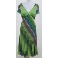 Per Una size 20L green mix patterned dress