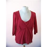 per una - Size: 14 - Red - scoop-neck top