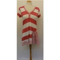 Per Una - Size: 8 - Pink & White - T-Shirt