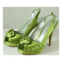 Phase Eight Pleated Flower Peep toe, UK size 5, Lime Phase Eight - Size: 5 - Green - Peep toe shoes