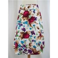 PHASE EIGHT Floral skirt size - 8