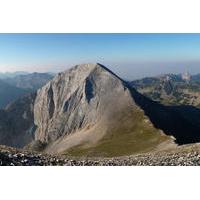 Pirin Mountain Hiking: Vihren Hut to Yavorov Hut Full Day Tour from Bansko