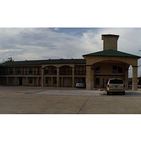 Pinn Road Inn and Suites