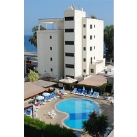 Pigeon Beach Hotel Apartments
