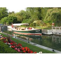 Picnic Boat Cruise for Two