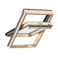 Pine Centre Pivot Roof Window (H)1400mm (W)1340mm
