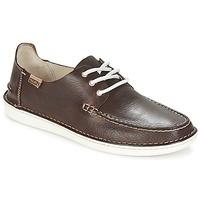 Pikolinos KENYA men\'s Boat Shoes in brown