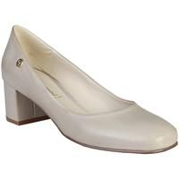 Pierre Cardin CW-2005_TAUPE women\'s Court Shoes in brown