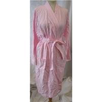 Pink & white small check cotton dressing gown by Per Una Per Una - Size: M - Pink - Dressing gown