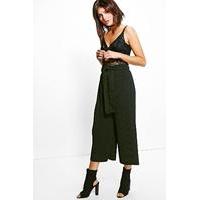 Pleated Crepe Wide Leg Cropped Trousers - black