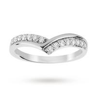 Platinum 0.25 Total Carat Weight Diamond Set Shaped Band