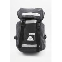 poler high dry black rucksack black