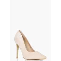 pointed toe court heels cream