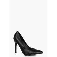 pointed court heels black