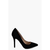 pointed court heels black