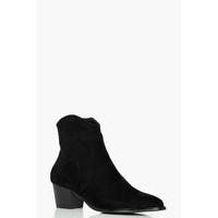Pointed Toe Western Boot - black