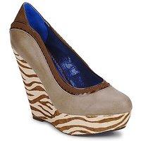 poetic licence body love womens court shoes in brown