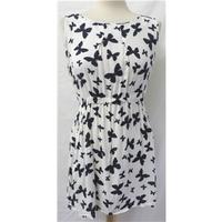 Portobello punk - Size: M / L - White with black butterflies - Short dress