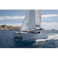 Private Lagoon 400 Sailing Tour in Santorini