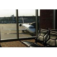 Private Arrival or Departure Transfer: Heathrow Airport to Luton Airport