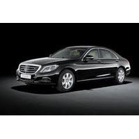 Private Luxury Car Arrival Transfer: Charles de Gaulle Airport to Central Paris