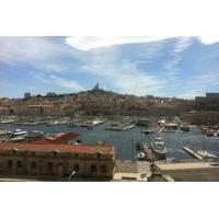 Private Tour: Street Art, Food and History Tour in Marseille