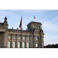 Private Berlin Half-Day Walking Tour: Reichstag, Brandenburger Gate, Pariser Platz, Tiergarten and Jewish Memorial