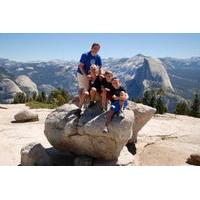 private guided hiking tour in yosemite