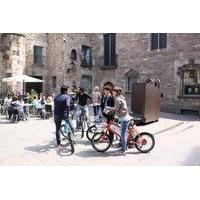 Private Bike Tour around Art Galleries in Monjuic Barcelona
