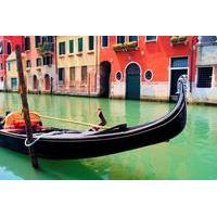 private venice gondola school learn how to be a gondolier