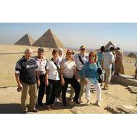 Private Day Tour: Giza and Museum from Hurghada by Car