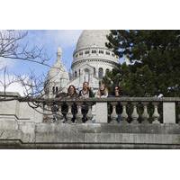 Professional Photo Shoot Tour in Paris\' Montmartre