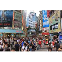 Private Walking Day Tour in Ximending Area including Hot Pot Dinner
