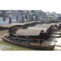 Private Day Tour: Watertowns Xitang and Wuzhen from Shanghai