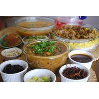 Private Mumbai Home Cooking Lesson with Grand Road Market Visit and Lunch