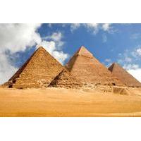 Private Sightseeing Tour of Giza Pyramids and Sakkara