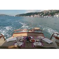 Private Bosphorus Breakfast Cruise and Walking Tour