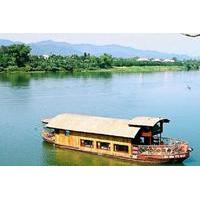 Private Tour: Perfume River Cruise and Thuy Bieu Village Biking in Hue