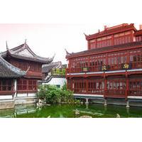 Private Tour: Yuyuan Garden, Chenghuangmiao Temple and Taobao City Market