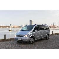 Private Minivan Transfer: Riga City Center to Riga Airport