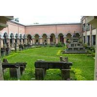 Private Tour: Rajshahi Day Tour of Chhoto Sona Mosque and Varendra Research Museum
