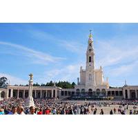 Private Guided Tour from Lisbon: Fátima Batalha Nazaré Óbidos