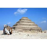 Private Day Tour to Giza and Saqqara with Guide