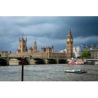 Private Tour: South Bank Photography Walking Tour in London
